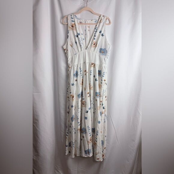 H&M White and Blue Floral Maxi Dress - Picture 1 of 9